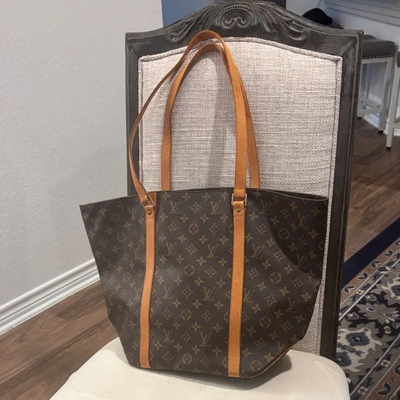 Louis Vuitton Brown Monogram Canvas Tote with Tan Leather Trim - Picture 1 of 10